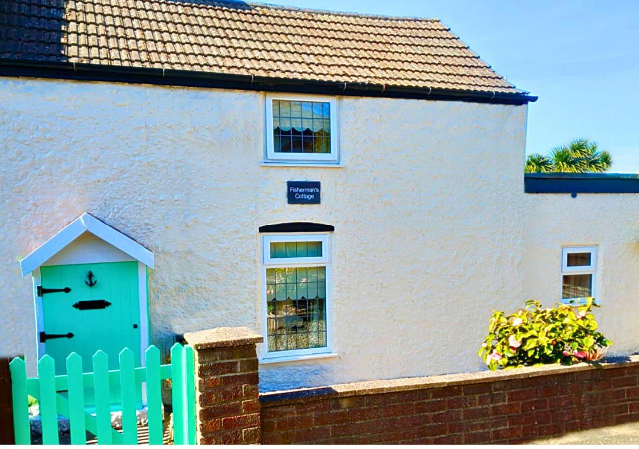 Romantic Lakeside Cottage By The Beach! With Super Cosy Log Burner! The Perfect Escape To Your Home From Home By The Sea! So Relaxing - You Won'T Want To Leave! Pet Friendly! Mablethorpe Extérieur photo